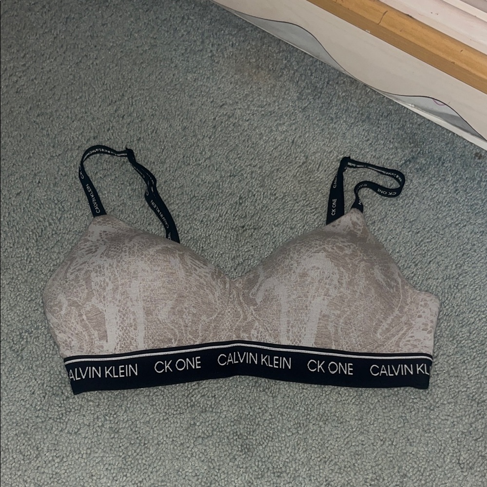 Calvin Klein Neutral Lace-Effect Wireless Bralette with Black Logo Band